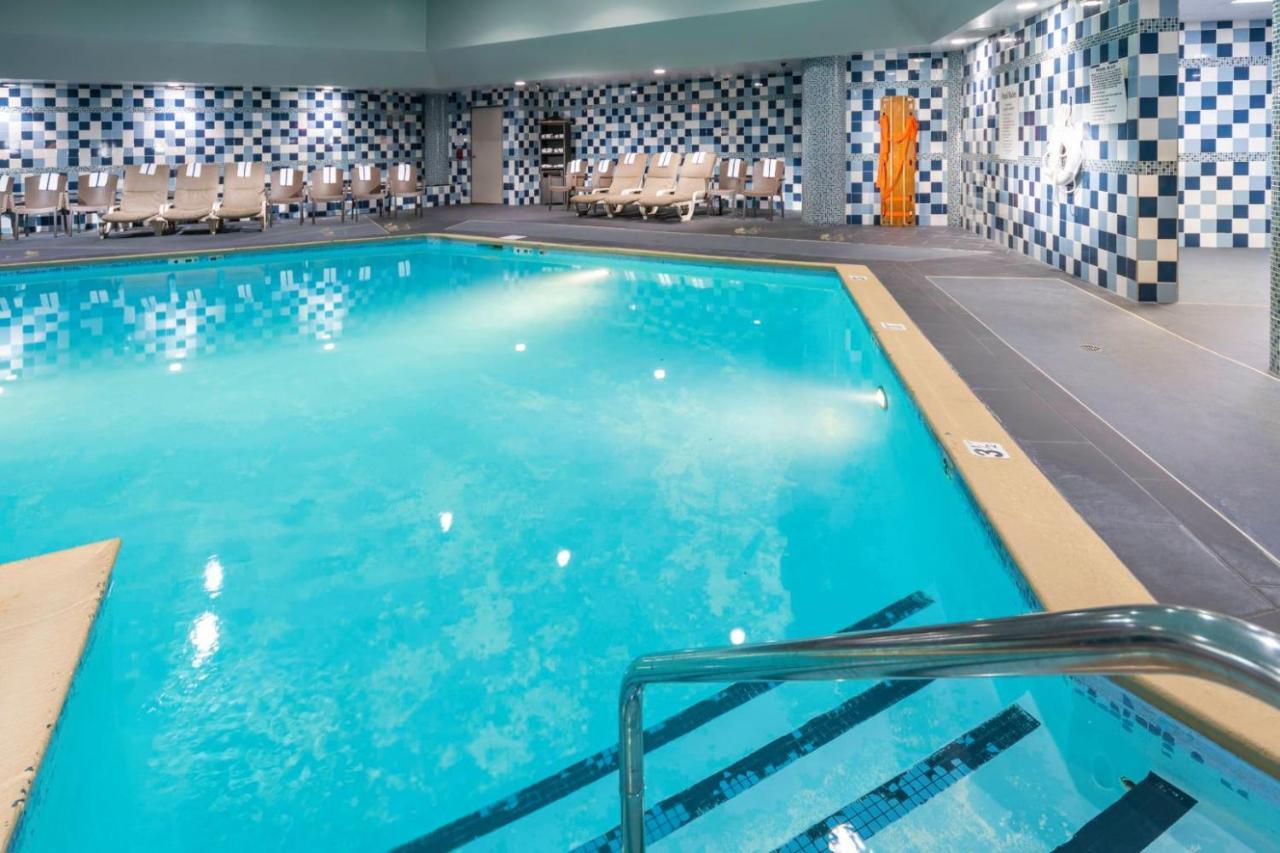 Holiday Inn Louisville East - Hurstbourne By Ihg מראה חיצוני תמונה
