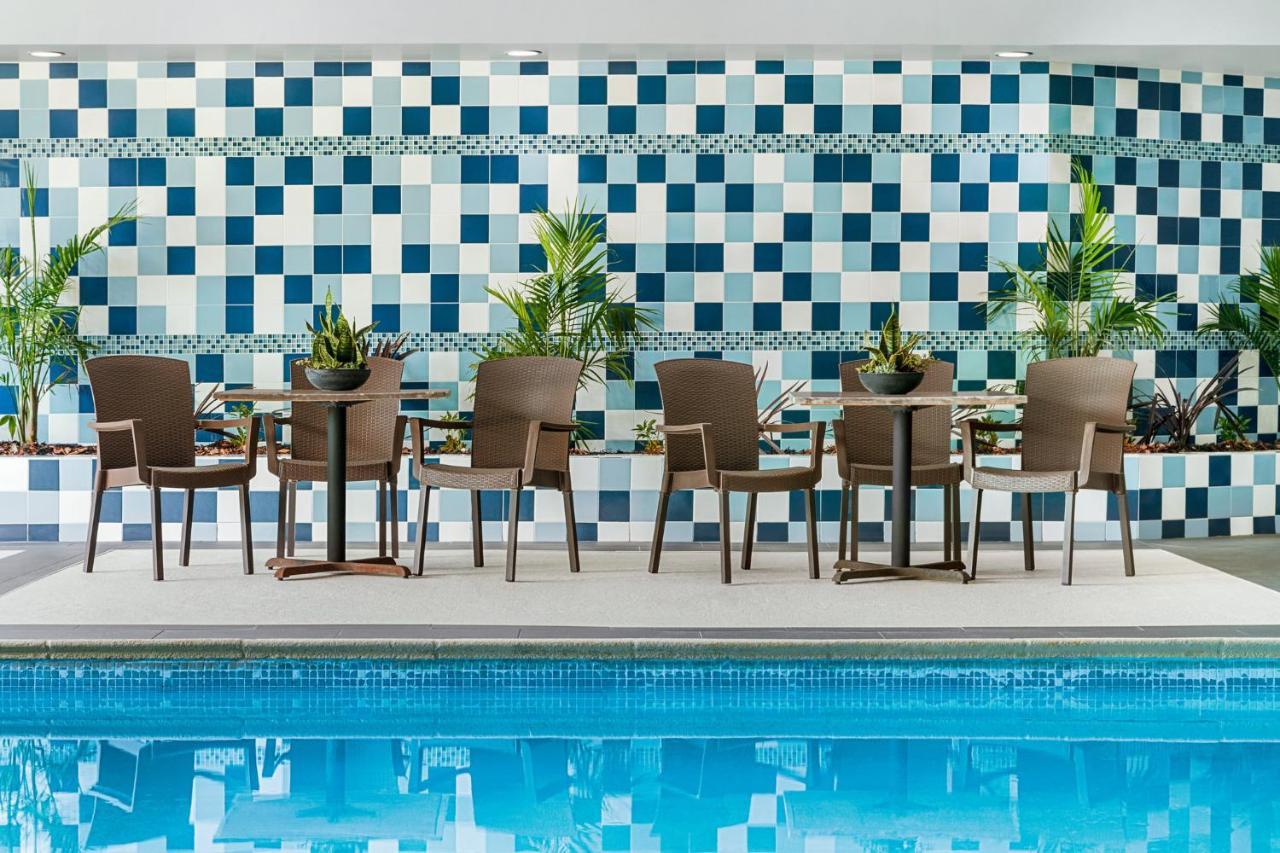 Holiday Inn Louisville East - Hurstbourne By Ihg מראה חיצוני תמונה