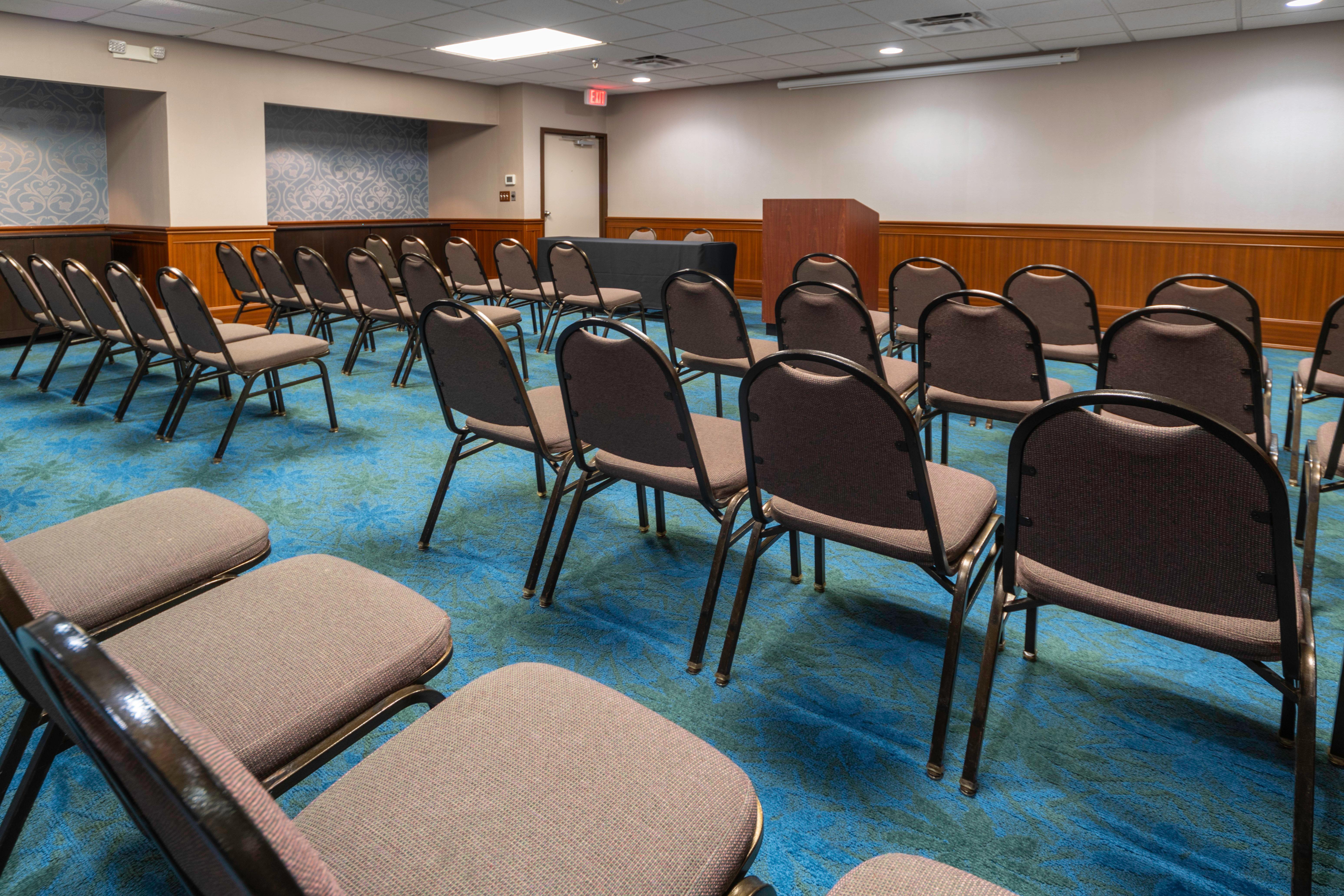Holiday Inn Louisville East - Hurstbourne By Ihg מראה חיצוני תמונה